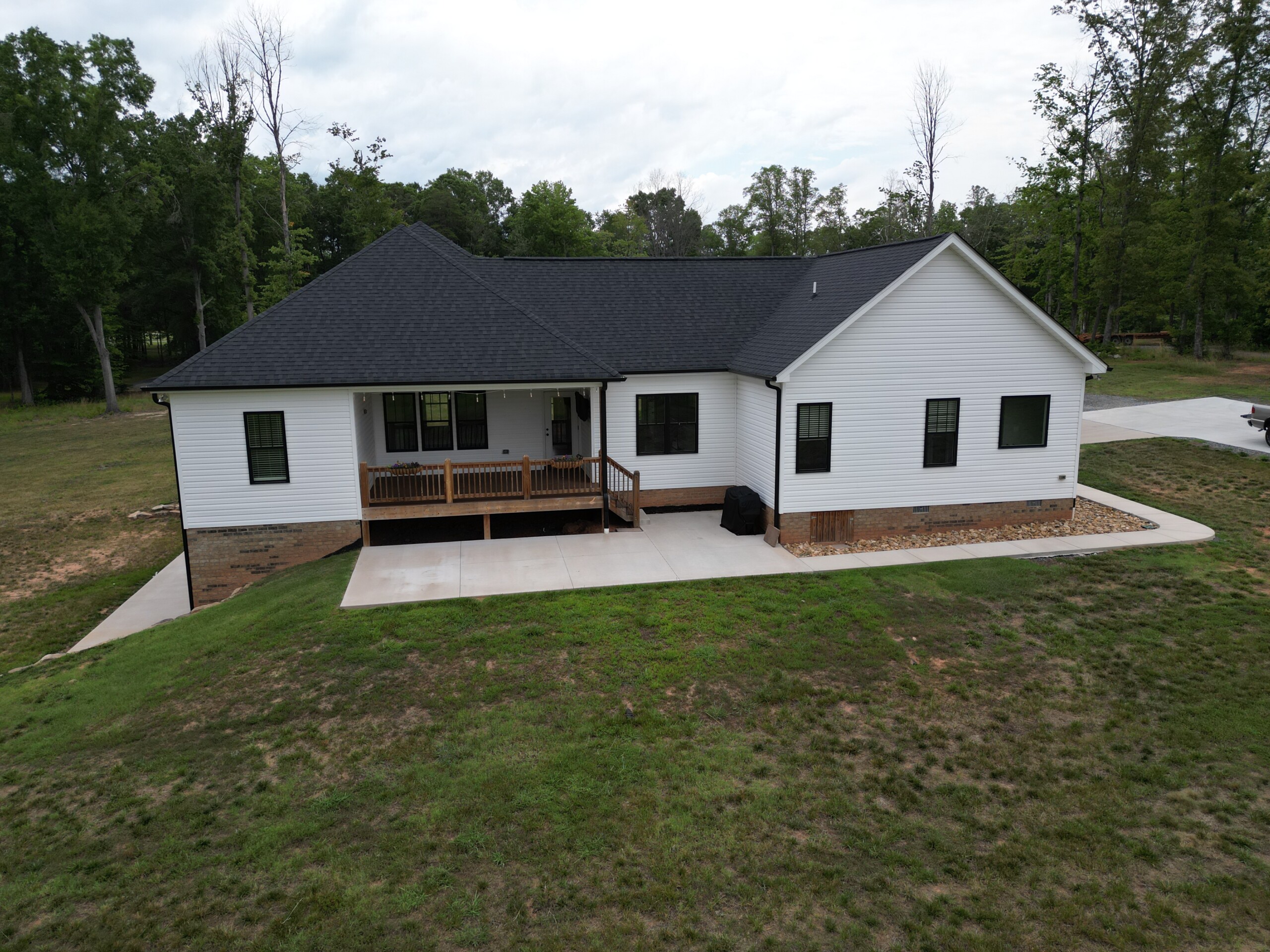 2498 Settle Bridge Rd